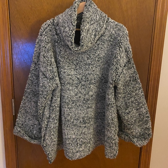 Anthropologie Fuzzy Cropped Sweatshirt - Picture 1 of 3